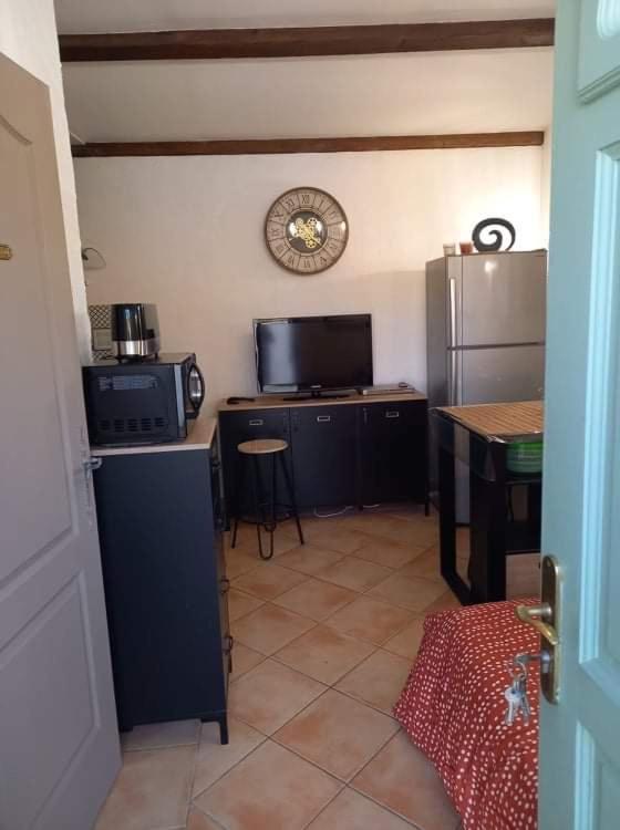 Apartment Climatise Dans Calme A 15km De Cannes Peymeinade